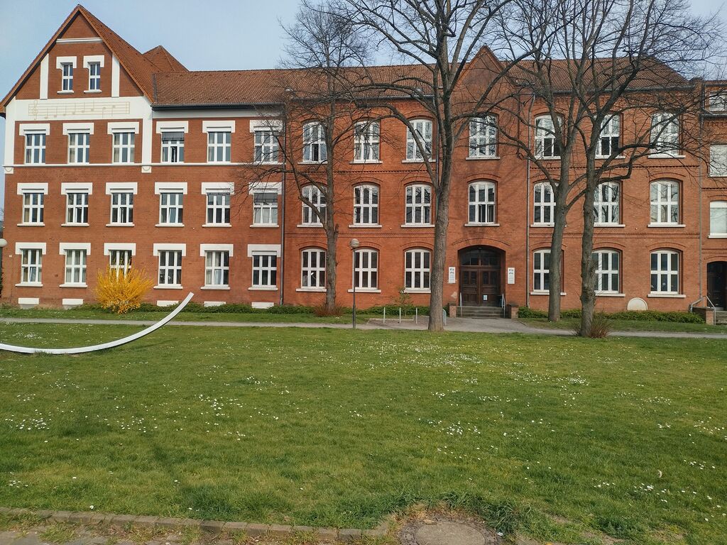 Leverkusen Wiesdorf - deutsch / український